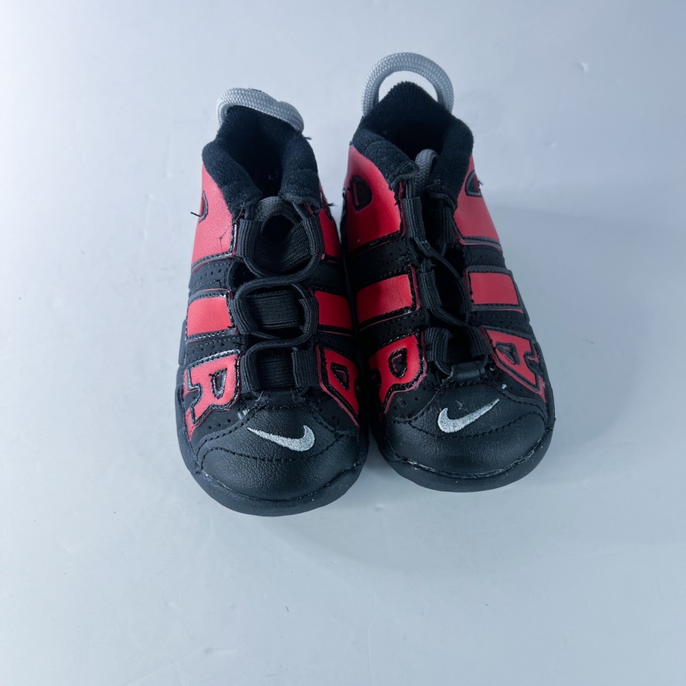 Nike Kids Black and Red Sneakers‎